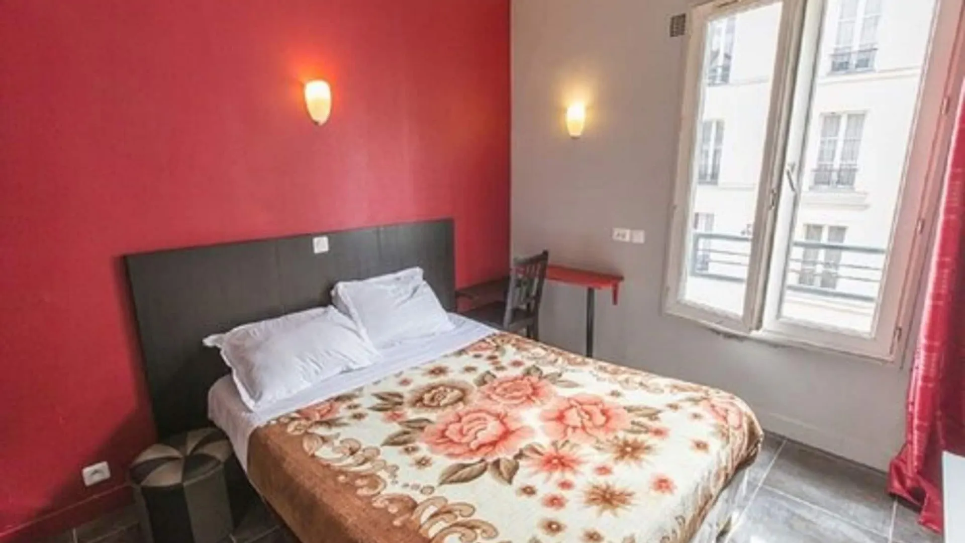 Hipotel Montmartre Gare Du Nord
